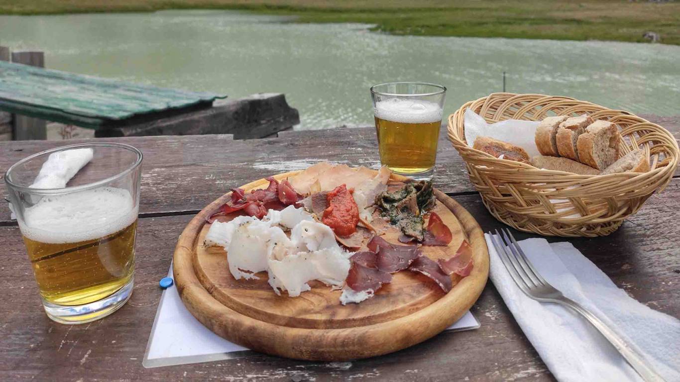 guest-house-acini-e-rose-montalenghe-esperienze-escursioni-rifugio-guglielmo-jervis-3